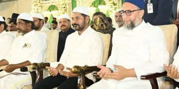 तेलंगाना: हैदराबाद के कार्यकर्ताओं ने सीएम से भव्य दावत-ए-इफ्तार को रद्द करने और अल्पसंख्यक कल्याण के लिए सीधे फंड देने की अपील की