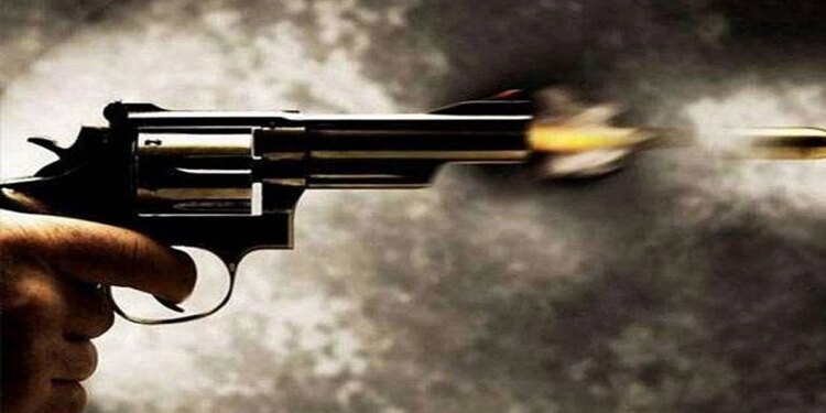 बिहार में नहीं थम रही आपराधिक घटनाएं, अब सिवान में अपराधियों ने प्राइवेट एंबुलेंस संचालक को मारी गोली