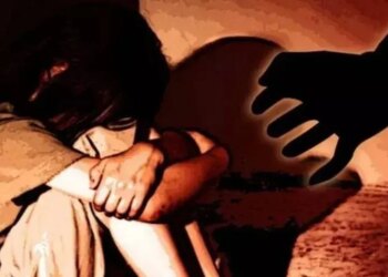गाजियाबाद में नौवीं कक्षा की छात्रा से रेप, घर घुसकर चार नाबालिगों ने किया दुष्कर्म