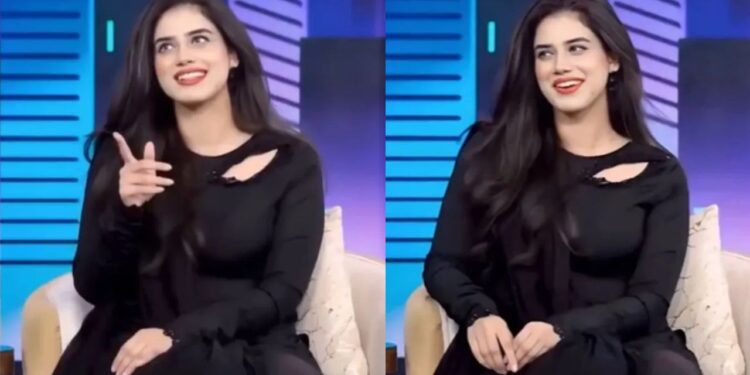 Viral Video: ट्रेंड में हैं ये पाकिस्तानी की ये मोहतरमा, लिप्सिंग कर सोशल मीडिया पर छा गई ये हसीना