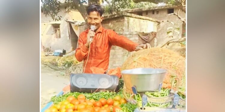 Viral: बंदे ने ‘रावण’ की आवाज में बेची सब्जियां! मौज लेते हुए पब्लिक बोली- मत निकलना माई, बकासुर आया है