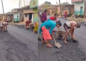 VIDEO: ऐसे होगा विकास?, गांव वालों ने नई बनी सड़क का कर दिया कबाड़ा, हरकत देख भड़के लोग