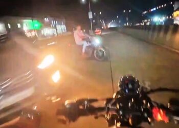 Viral: दो बाइकों की भीषण टक्कर, किसकी गलती? सोशल मीडिया पर भिड़े लोग; देखें वीडियो