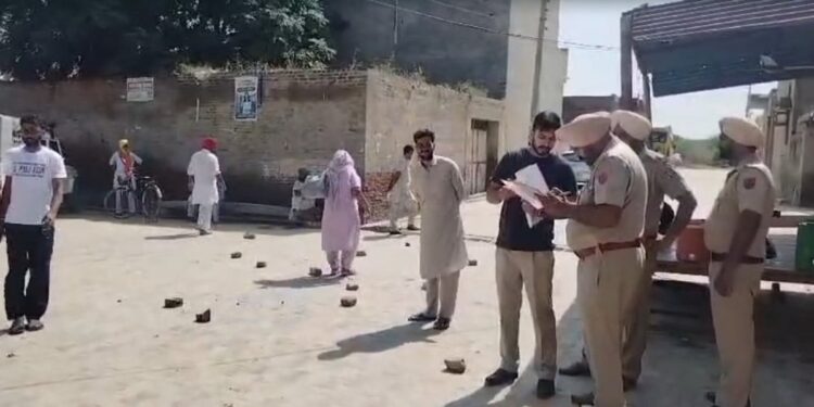 बठिंडा में दो पक्षों में बवाल, स्थिति को संभालने गई पुलिस पर हमला, बचाव में करनी पड़ी फायरिंग