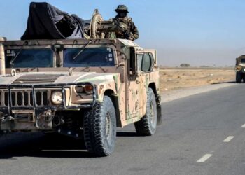 Pakistan vs Afghanistan: क्यों थर-थर कांप रहा पाकिस्तान? क्या है तालिबान का घातक हथियार! कौन-कितने दिन टिकेगा? | pakistan or Afghanistan who holds more power in the Battle of Weapons