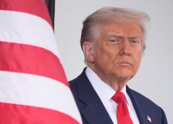 Donald Trump का फिर हुआ पोपट! रूस से तेल न खरीदने वाले दावे पर विदेश मंत्रालय ने दिया बड़ा झटका | donald-trump-lies-exposed-by-india-foreign-ministry