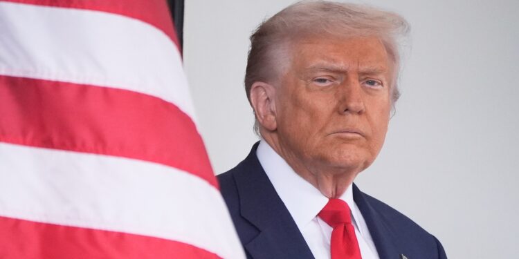 Donald Trump का फिर हुआ पोपट! रूस से तेल न खरीदने वाले दावे पर विदेश मंत्रालय ने दिया बड़ा झटका | donald-trump-lies-exposed-by-india-foreign-ministry