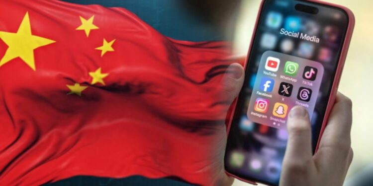 China New Social Media Rule: चीन का नया सोशल मीडिया रुल! अब बिना डिग्री इन्फ्लुएंसर नहीं दे पाएंगे फर्जी ज्ञान | China New Social Media Rule Influencer Fake Experts Ban No Expert Opinion Without Degree Latest News