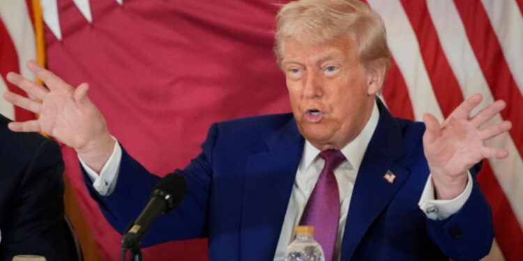 हमास को ट्रम्‍प ने दी चेतावनी, बोले- मैं देर बर्दास्‍त नहीं करूंगा, जल्‍द कदम उठाना होगा, वरना सब कुछ खत्म | Trump warned Hamas, saying, “Act must be taken as soon as possible, I will not tolerate delay.”