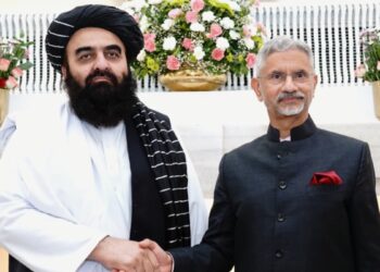 तालिबानी मंत्री ने दिल्ली से पाकिस्तान को लताड़ा, ‘हमें न उकसाएं, अंजाम अमेरिका और NATO से पूछ लेना’ | afghanistan-minister-warns-pakistan-during-india-visit-kabul-blasts-2025