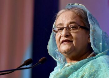 Bangladesh: शेख हसीना को कोर्ट ने घोषित किया भगोड़ा! अब किस केस में फंसी पूर्व PM | Bangladesh CID declares Sheikh Hasina in sedition case linked to ‘Joy Bangla Brigade’