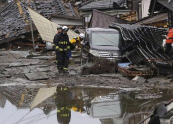 Earthquake Japan News: जापान में 7.6 तीव्रता का भूकंप, सुनामी चेतावनी जारी, जानें कितना हुआ नुकसान? | Earthquake Japan News: Surges to 7.6 Magnitude Near Amori with Tsunami Advisory 2025 Details Hindi