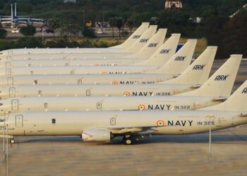 Defence News: नेवी के लिए मिलने वाले P-8I विमान की डील अटकी! अगर नहीं हुई डील तो क्या होगा नुकसान? | Defence News: नेवी के लिए मिलने वाले P-8I विमान की डील अटकी! अगर नहीं हुई डील तो क्या होगा नुकसान?