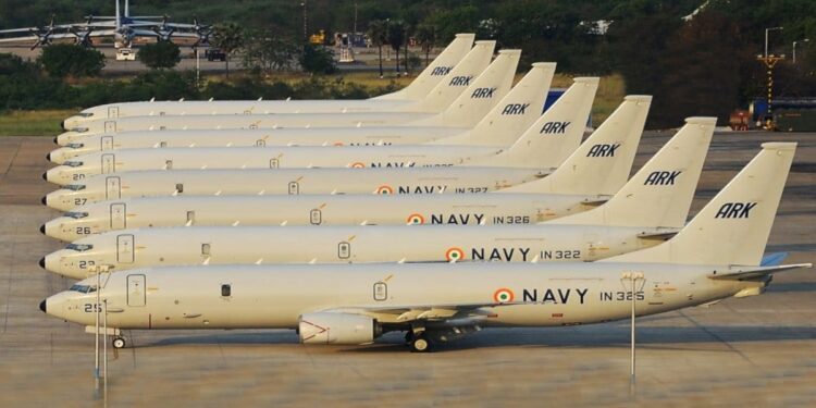 Defence News: नेवी के लिए मिलने वाले P-8I विमान की डील अटकी! अगर नहीं हुई डील तो क्या होगा नुकसान? | Defence News: नेवी के लिए मिलने वाले P-8I विमान की डील अटकी! अगर नहीं हुई डील तो क्या होगा नुकसान?