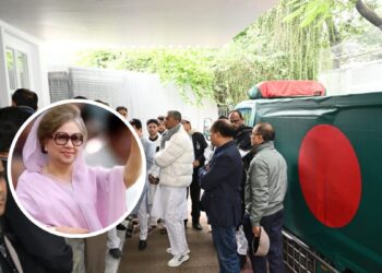 Khaleda Zia Funeral: राजकीय सम्मान के साथ सुपुर्दे-खाक हुईं खालिदा जिया, ढाका की सड़कों पर उमड़ा जनसैलाब | Bangladesh ex pm Khaleda zia funeral dhaka s Jaishankar to attend state mourning December 2025