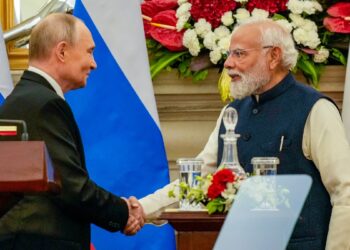 Putin India Visit: जिस तेल खरीद को लेकर अमेरिका ने भारत पर लगाया था भारी टैरिफ, उस पर क्या बोले पुतिन | putin india visit Russia announces uninterrupted oil supply to india despite us sanctions 100 billion trade target