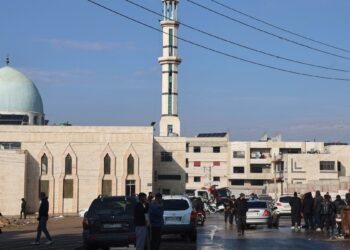 Syria Mosque Blast: फिर दहला सीरिया! जुमे की नमाज के दौरान मस्जिद में धमाका,अब तक 8 की मौत,किसने किया हमला? | Syria Mosque Blast Homs city During Friday Prayers Kill 8 Injure 18 latest news in hindi