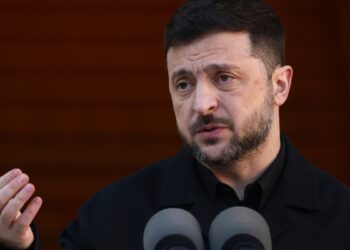 Ukraine Submarine Attack: यूक्रेन का दावा, पहली बार समुद्र के नीचे से वार, रूसी सबमरीन पर अंडरवॉटर ड्रोन अटैक | Ukraine Claims First-Ever Underwater Drone attack on Russian Submarine Black Sea latest news in hindi