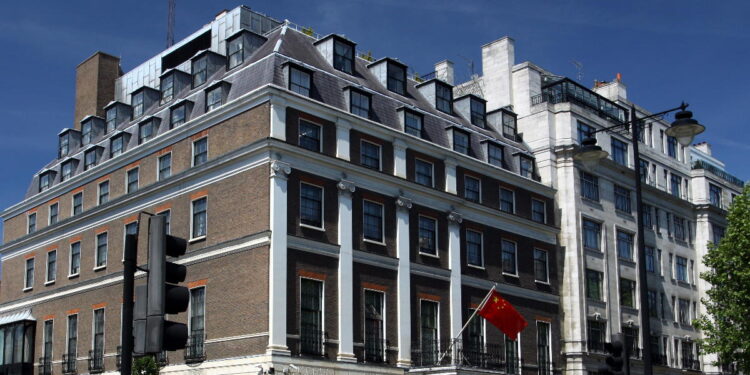 लंदन में चीन की ‘सुपर-एंबेसी’ या जासूसी अड्डा? तहखाने में 208 खुफिया कमरे देख घबराए US ने UK को किया अलर्ट | Chinese embassy in London: 208 intelligence rooms in basement, US alerts Britain after seeing the map of the Embassy in London