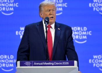 Donald Trump Speech:’हमसे ताकतवर कोई नहीं-हमें ग्रीनलैंड चाहिए, मैंने IND-PAK वॉर सेटल किया’-10 बड़ी बातें | Donald Trump Speech World Economic Forum Davos Highlights:Greenland Defence, India-Pakistan Settled News Hindi