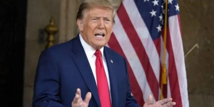 Donald Trump Iran execution claim: ट्रंप के ‘झूठ’ पर ईरान ने लगाई लताड़, 800 फांसी रोकने के दावे पर क्या कहा? | iran denies Donald trump claim 800 executions stopped Tehran judiciary masoud pezeshkian warning