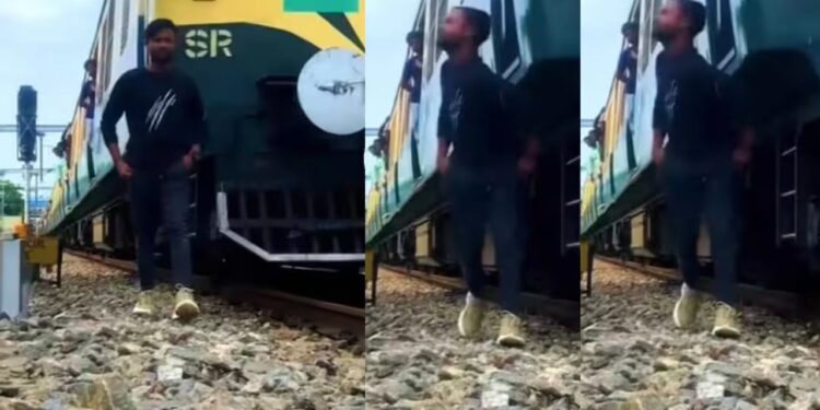Viral Video: रील के चक्कर में चलती ट्रेन से टकराया युवक, एक ही टक्कर में उतर गया लाइक्स और व्यूज का भूत