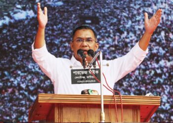 Bangladesh Election Voting: कड़ी सुरक्षा के बीच बूथों पर भारी भीड़ | Bangladesh Election Voting 2026 Polling Begins After Sheikh Hasina Fall latest update in hindi