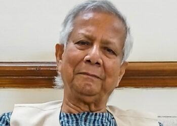 Bangladesh में तारिक रहमान के शपथ ग्रहण से पहले मुहम्मद यूनुस ने दिया इस्तीफा, देश छोड़कर गए विशेष सहायक | Bangladesh: Muhammad Yunus resigns before Tariq Rahman takes oath, special assistant left country