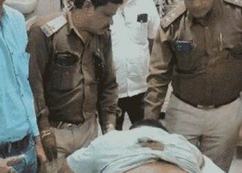 रायसेन में वन विभाग के पूर्व कर्मचारी ने डिप्टी रेंजर सहित दो को मारी गोली, खुद को लगाई फांसी