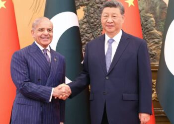 China Pakistan: कश्मीर मुद्दे पर चीन ने फिर अलापा पाकिस्तान का राग, शहबाज शरीफ संग जिनपिंग ने दिया बेतुका बयान | china pakistan joint statement kashmir issue xi jinping shehbaz sharif beijing visit india reaction hindi