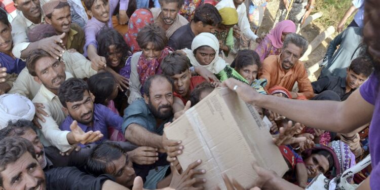 Balochistan Poverty: दो में से एक को मिल रह रोटी, भुखमरी से जूझ रहा पाक का ये राज्य, भेदभाव कर रहे शहबाज? | balochistan-poverty-crisis-pakistan-economic-survey-2026-world-news-hindi
