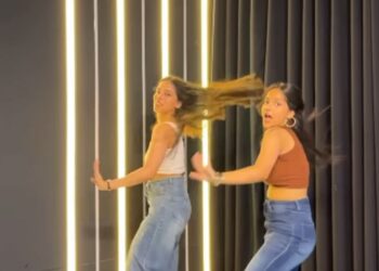 Viral Video: ‘Caller Tune’ गाने पर दो लड़कियों ने किया धमाकेदार डांस, परफेक्ट तालमेल और दमदार एक्सप्रेशन ने जीता लोगों का दिल