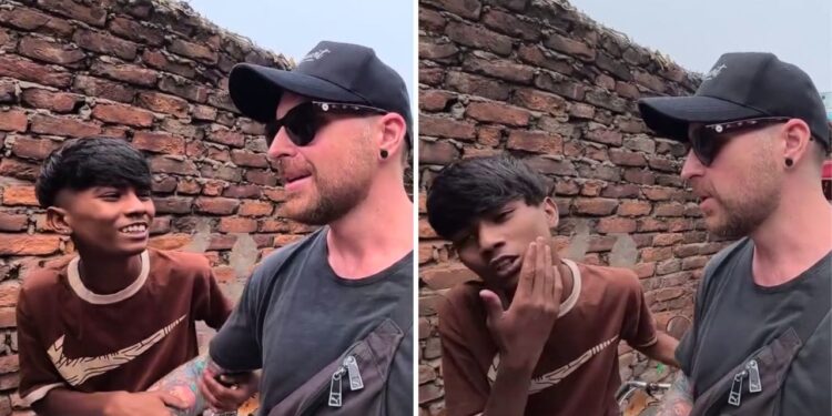 ‘गाल पर Kiss दो ना…’ विदेशी पर्यटक से युवक ने की जबरदस्ती, वीडियो देख भड़के लोग!