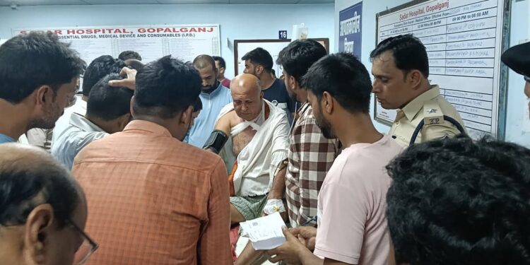 बिहारः गोपालगंज में अभिनेता पंकज त्रिपाठी के भाई पर कुल्हाड़ी से हमला, गंभीर हालत में अस्पताल में भर्ती