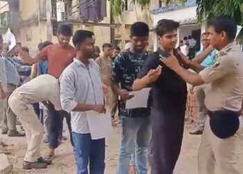 बिहार पुलिस रेडियो ऑपरेटर भर्ती परीक्षा में धांधली का भंडाफोड़, केंद्र अधीक्षक समेत 15 गिरफ्तार
