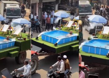 Viral Video: गर्मी ने किया बेहाल तो ट्रैक्टर पर ही बना लिया लग्जरी स्विमिंग पूल, चलती गाड़ी पर किया शाही इंतजाम