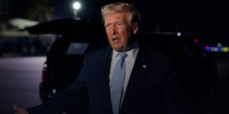 US-Iran Tension: हमले से ठीक पहले युद्ध से पीछे हटे ट्रंप! ईरान पर बमबारी रोकी, कहा-डील पर बनी सहमति | US-Iran Tension Trump Cancels Iran Strikes Bombing Global Peace Deal June 2026 Latest News