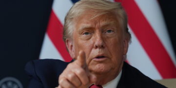 US-Iran: अमेरिका-ईरान युद्ध हुआ खत्म, MoU पर साइन के बाद ट्रंप बोले -It’s signed’, किन-किन मुद्दों पर बनी बात? | US-Iran MoU Signed: Trump Declares End to Conflict, Details of 14-Point Deal Revealed