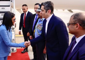 Venezuela President India: भारत दौरे पर दिल्ली पहुंचीं वेनेजुएला की राष्ट्रपति, सस्ते तेल पर बनेगी बात? | venezuela acting president delcy rodriguez india visit pm modi bilateral talk crude oil energy trade cooperation