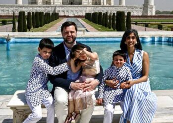 JD Vance fourth Child: अमेरिकी उपराष्ट्रपति जेडी वेंस चौथी बार बने पिता, 150 साल पुराना टूटा रिकॉर्ड | jd vance usha vance welcome fourth child alec neel vance us vice-president