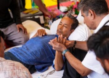 Sonam Wangchuk Protest: अमेरिका तक पहुंचा सोनम वांगचुक का आंदोलन, वॉशिंगटन में भारतीय दूतावास के बाहर प्रदर्शन | sonam wangchuk protest reaches america washington dc demonstration outside indian embassy