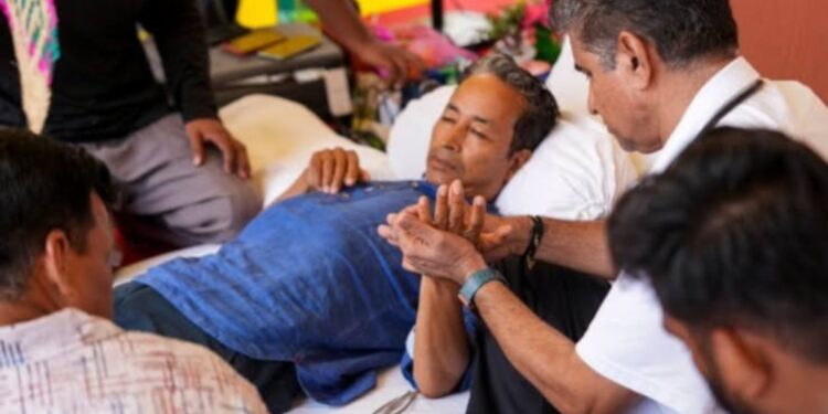 Sonam Wangchuk Protest: अमेरिका तक पहुंचा सोनम वांगचुक का आंदोलन, वॉशिंगटन में भारतीय दूतावास के बाहर प्रदर्शन | sonam wangchuk protest reaches america washington dc demonstration outside indian embassy