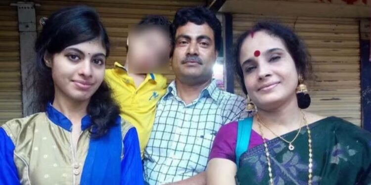 मारे गए हिंदू टीचर गणपति चक्रवर्ती कौन थे? कातिलों ने मर्डर के बाद भी की घिनौनी हरकत, परिवार का अब बड़ा खुलासा | who was Hindu teacher Ganapati Chakraborty entire family wife Child killed family reaction Police