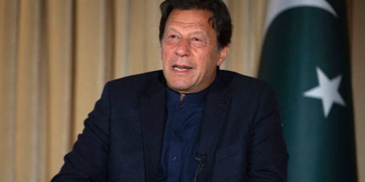 Imran Khan Shifted to Hospital: इमरान खान जेल से अचानक अस्पताल में क्यों हुए शिफ्ट? पूरे इस्लामाबाद में अलर्ट | imran khan shifted to hospital islamabad high alert news hindi