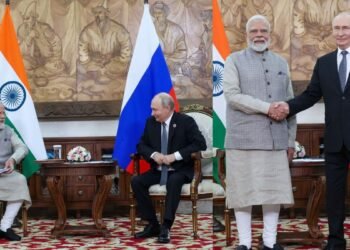मोदी-पुतिन की 50 मिनट की मुलाकात, यूक्रेन युद्ध से तेल-गैस तक! रूस से क्या-क्या बात हुई? | pm modi vladimir putin bilateral talks ukraine conflict energy security trade 2030