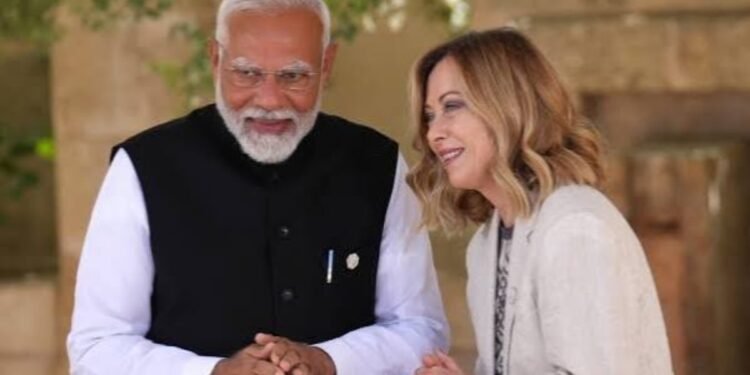 इटली में मेलोनी का ऐतिहासिक कमाल, तोड़ा 80 साल पुराना रिकॉर्ड, पीएम मोदी ने भेजी खास बधाई | italy giorgia meloni historic achievement breaks 80 year old record pm modi congratulates her