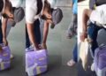गोद में बच्चा, बैग में रेलवे की चादर! चोरी और सीनाजोरी की मिसाल बना ये VIDEO