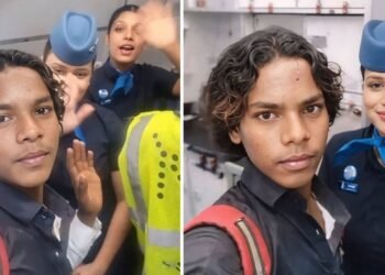 पहली बार हवाई जहाज में बैठा, सपना पूरा करने को आखिरी रुपया तक लुटा दिया! छठ पर फ्लाइट से घर लौटे बिहारी मजदूर का वीडियो वायरल