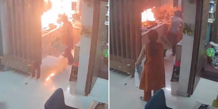 किचन में भड़की आग देख सहम गईं डॉक्टर साहिबा, तभी मसीहा बनकर आए डिलीवरी बॉय ने ऐसे बचाई जान